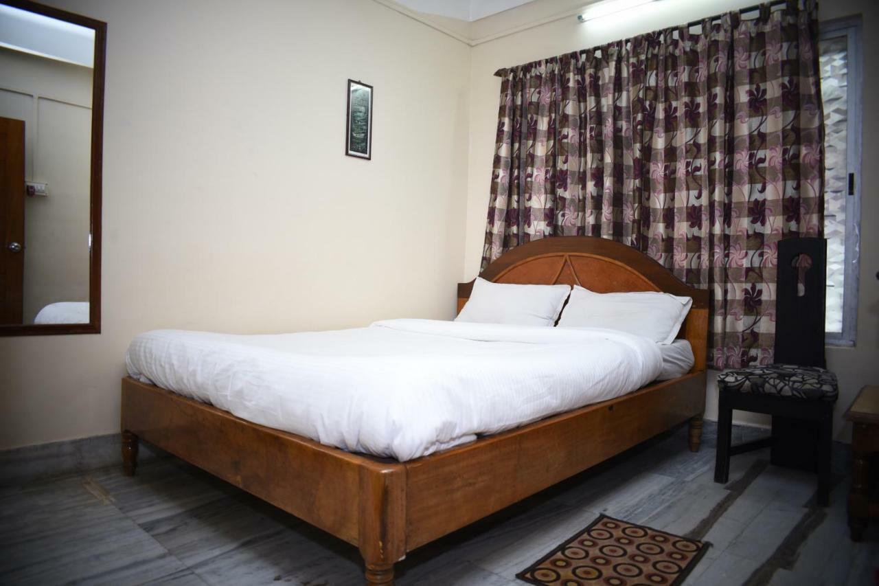 Spot On 37646 Hotel Centre Palace Silchar Kültér fotó