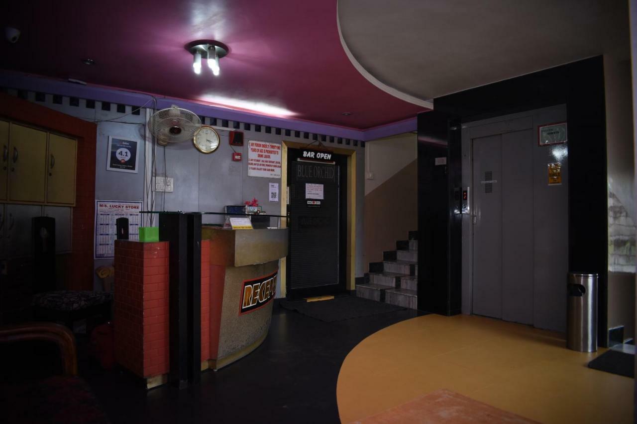 Spot On 37646 Hotel Centre Palace Silchar Kültér fotó