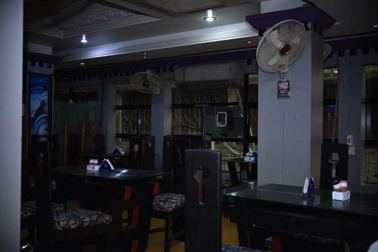 Spot On 37646 Hotel Centre Palace Silchar Kültér fotó